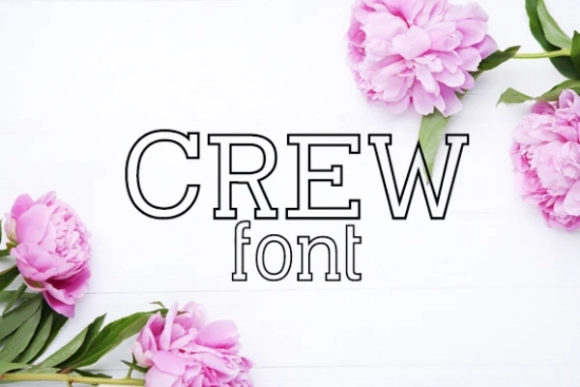 Elevating Handmade Designs with the Crew Display Font